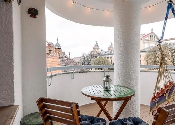 Cool Opera Apartments